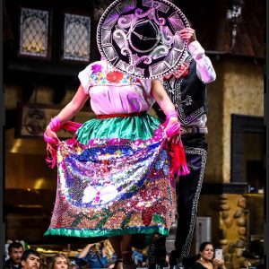 Ballet Folklorico dance group